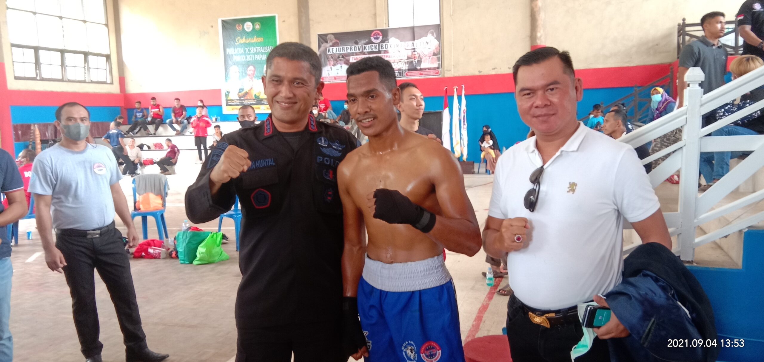 Saksikan Kejurprov Kick Boxing, Dukungan Brimob Polda Kaltim untuk Bela Diri