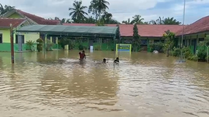 Yunus: Sekolah Sebaiknya Diliburkan