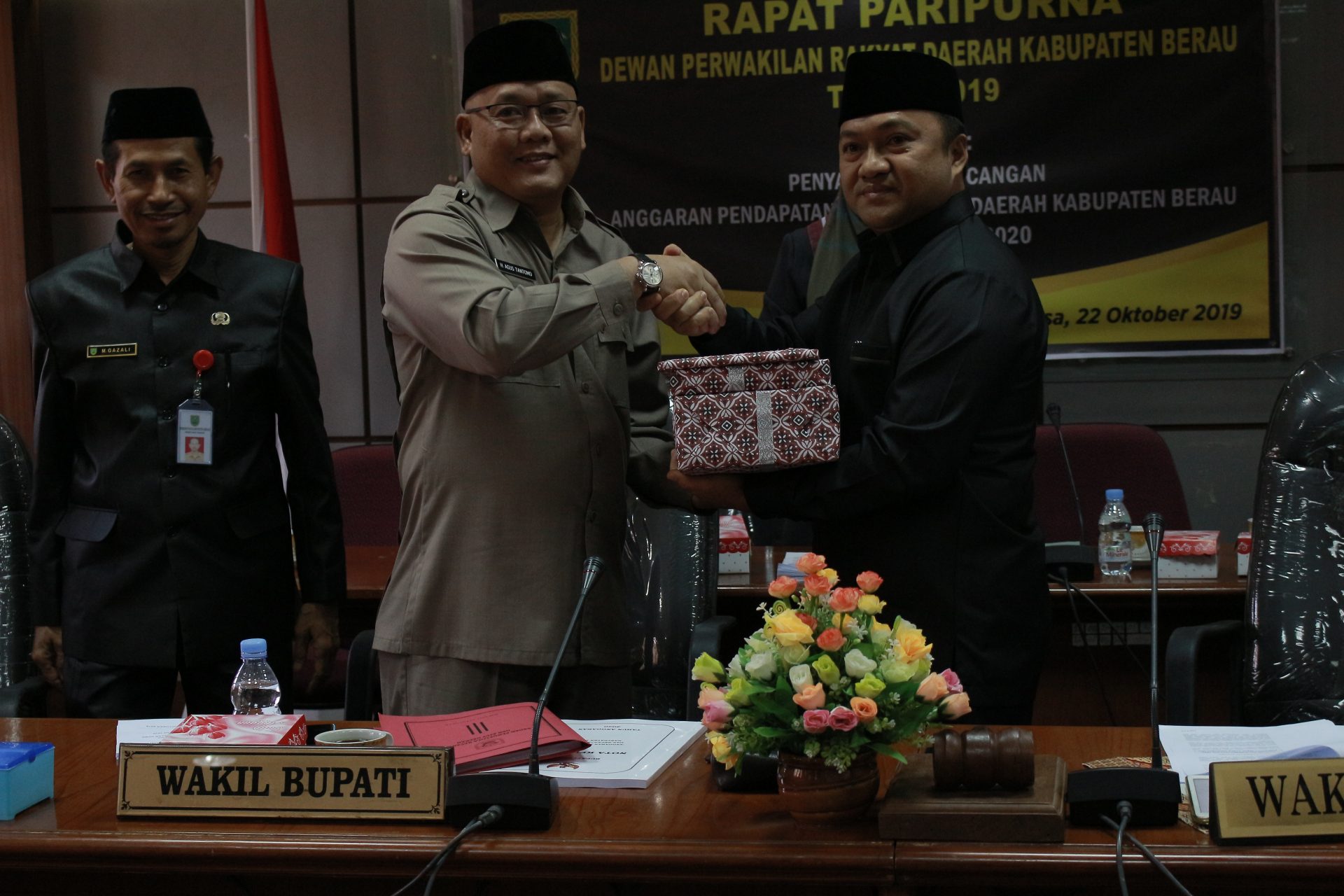 Pendapatan Daerah Tak Maksimal, RAPBD Hanya Rp 2,4 T