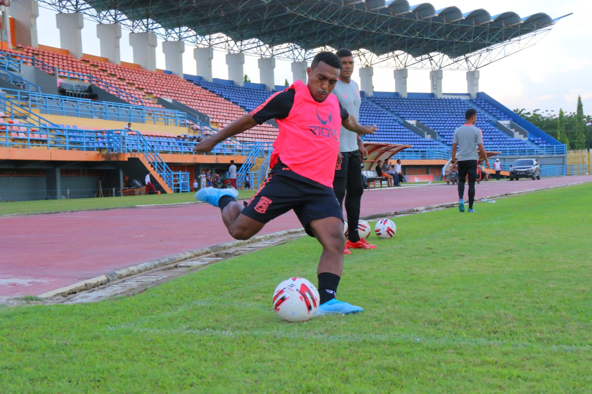 Ramai Corona, Laga Borneo FC vs Persipura Tetap Normal