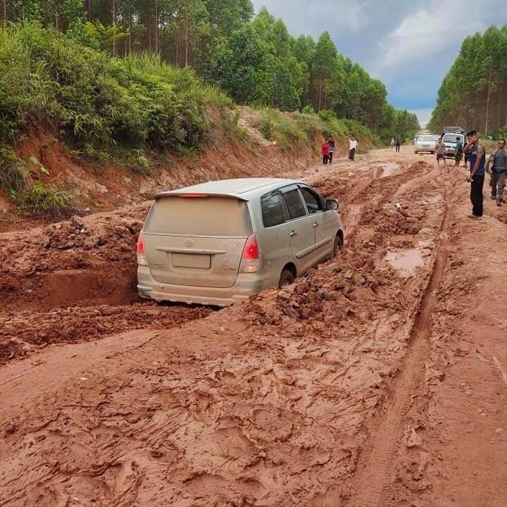 Pemkab Kutim Berat Buka Akses Jalan Baru