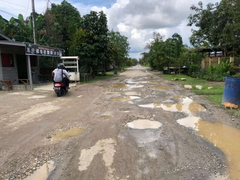 Dewan Soroti Jalan Rusak