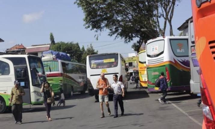 Mudik Dengan Bus Jadi Pilihan Sejumlah Masyarakat