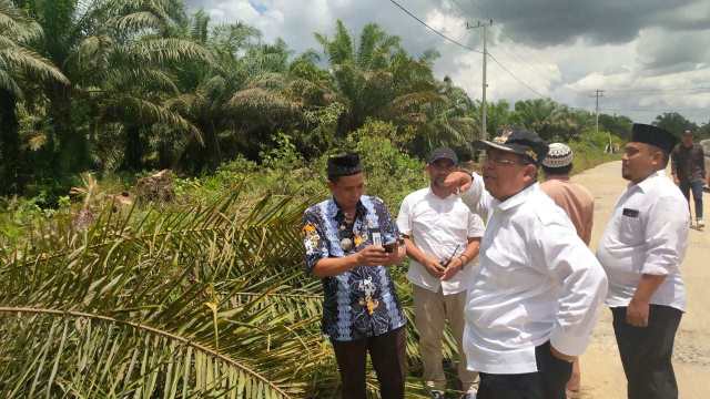 Bupati Tinjau Aliran Listrik Ranpul, Segera Terkoneksi ke Tiga Desa