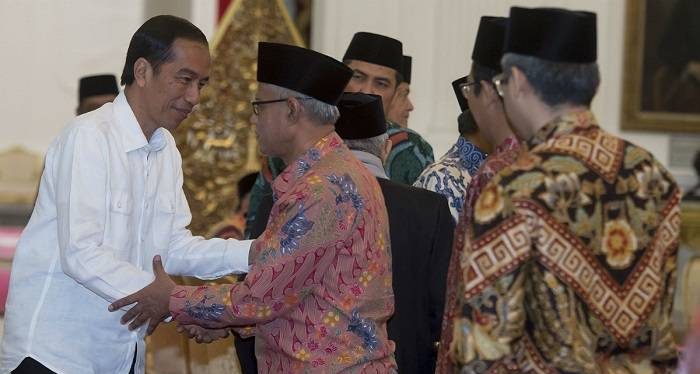 Di Balik Usaha Jokowi ‘Menjinakkan’ Ormas Islam