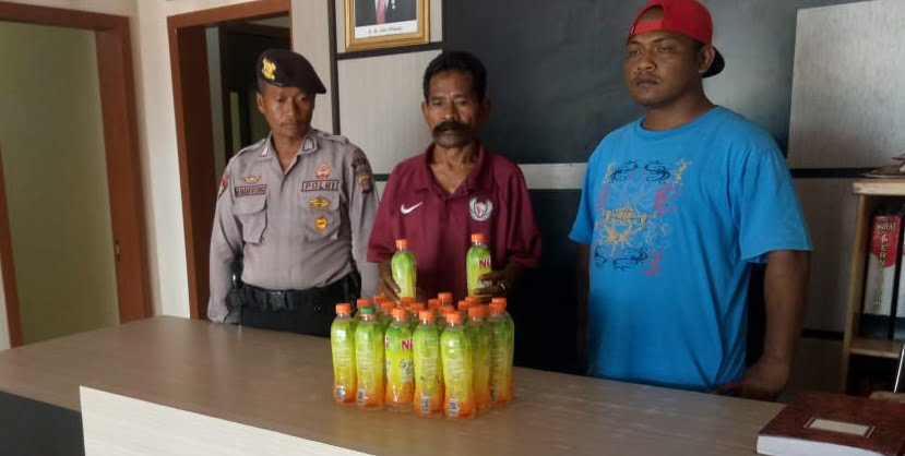 Puluhan Botol Ciu Diamankan Petugas