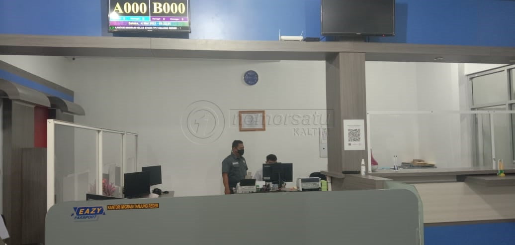 Pembuatan Paspor Turun Signifikan