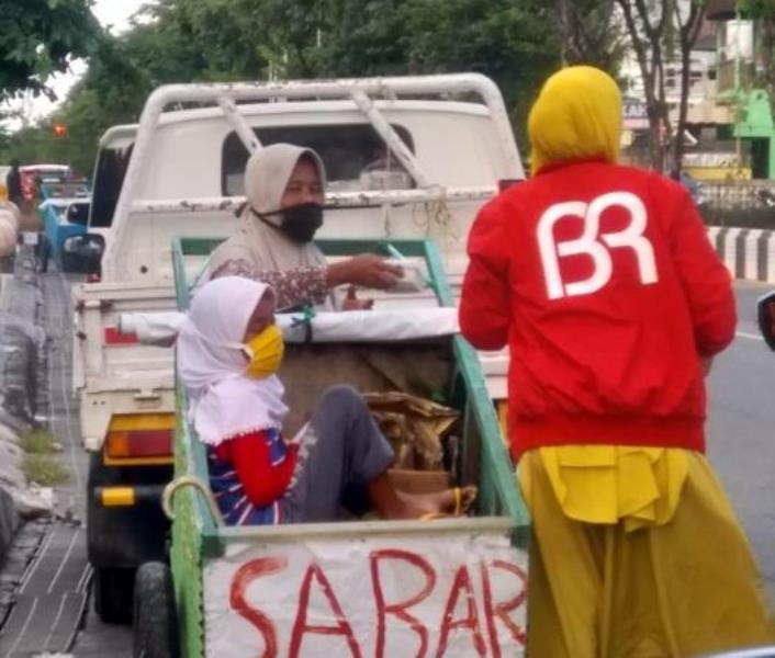 BR Peduli Kolaborasi, Bagikan 2.020 Kotakan ke Masyarakat Balikpapan