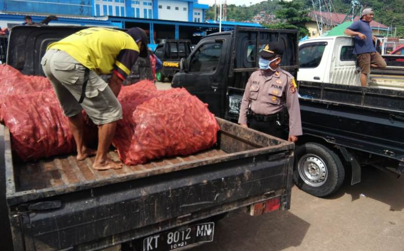 Kapal Bermuatan Logistik dari Pare-pare Tiba di Samarinda, Polisi Lakukan Pengamanan