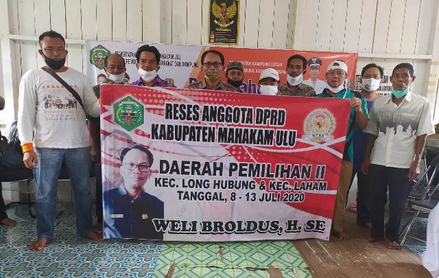 Komisi II DPRD Mahulu Reses di Long Hubung, Ini Tiga Permintaan Warga