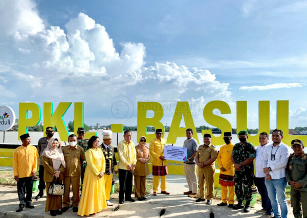 Dukung Kawasan Wisata kuliner Sambaliung, Program TJSL PLN Diresmikan Bupati Berau