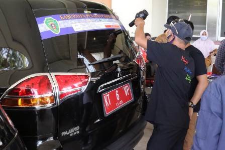 Sering Hilang Jejak, 375 Mobil Dinas Pemkab PPU Dipasang Stiker