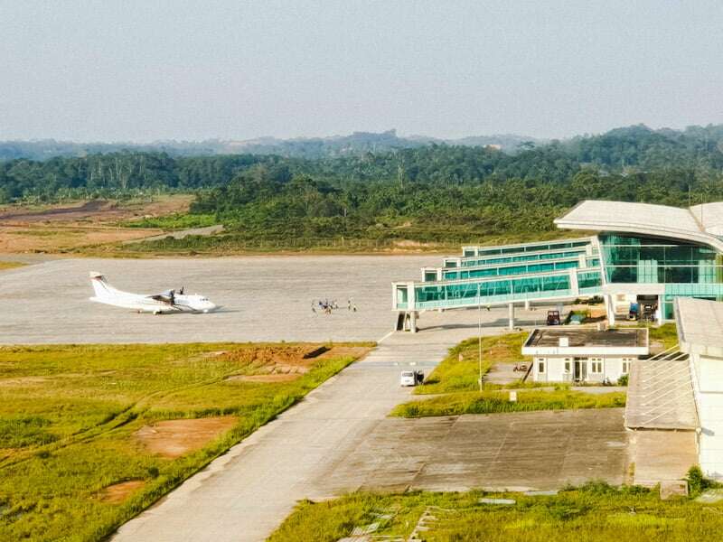 Aspal Runway Terkelupas, Penerbangan APT Pranoto Dialihkan ke Sepinggan