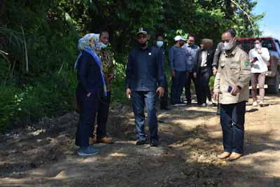 Mendesak, Jalan Rusak Loa Kulu Harus Dianggarkan