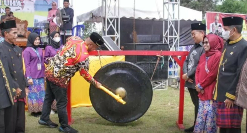 Berdampak Pada Ekonomi dan Wisata, Kamarur Dukung Festival Erau Adat Benua Tuha