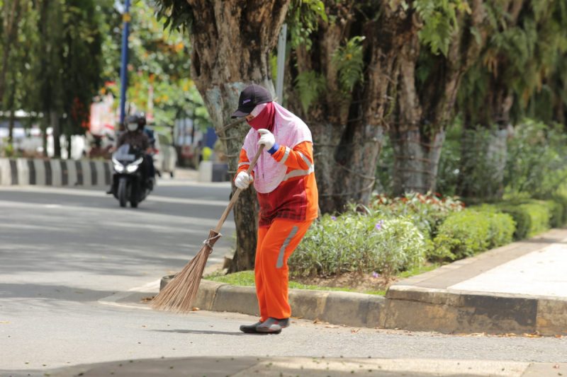 Gaji Penyapu Jalanan di Bontang Naik Jadi Rp 3,1 Juta