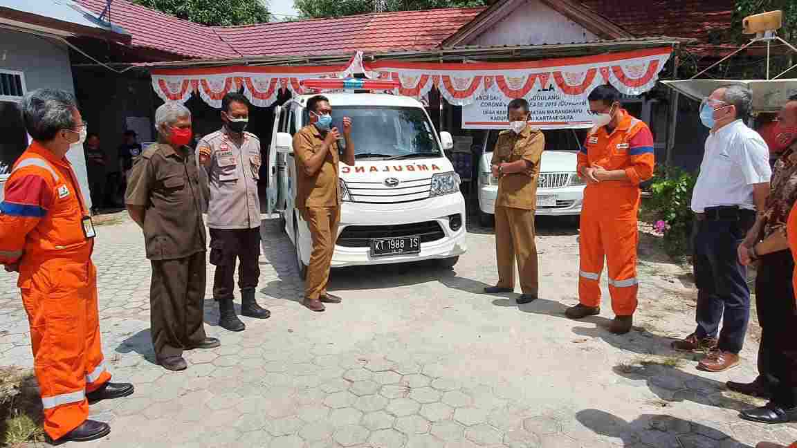 Dukung Peningkatan Kesehatan Desa Kersik dan Semangko, PHKT Serahkan Ambulans