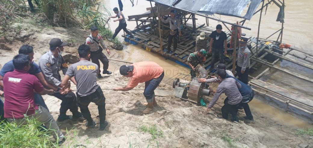 Polisi Hentikan Tambang Emas Ilegal di Desa Samurangau Batu Sopang