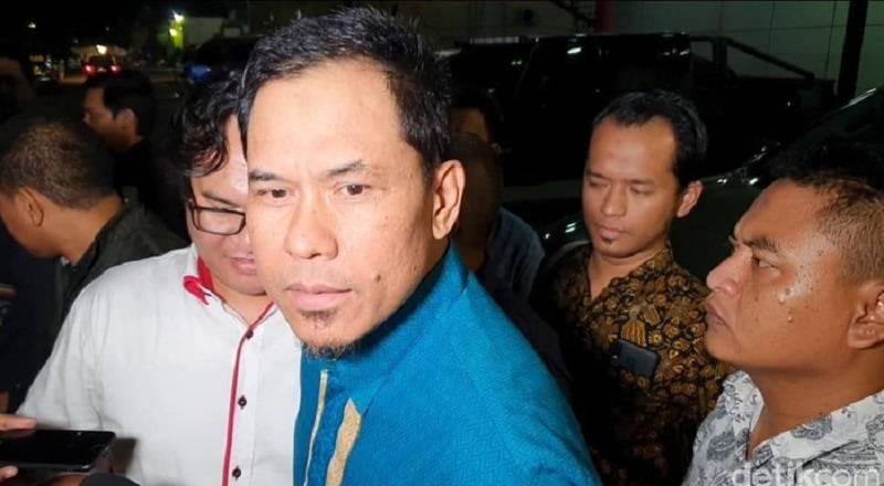 Diduga Terkait Aksi Terorisme, Densus 88 Tangkap Munarman