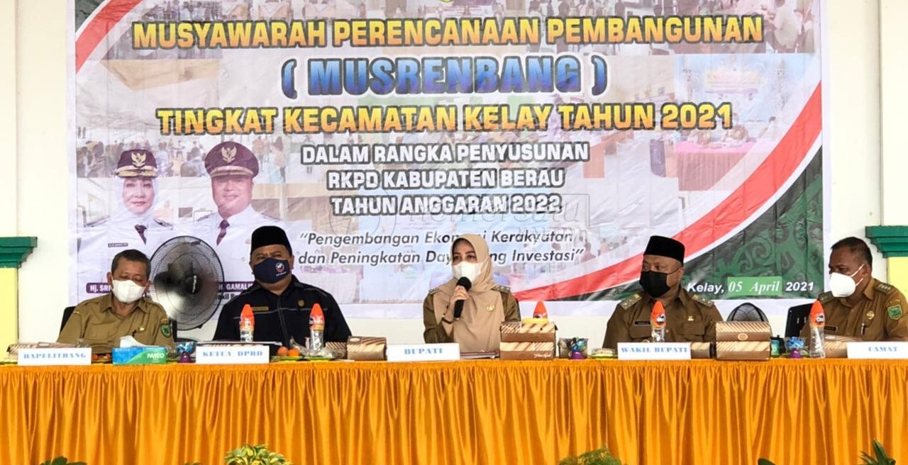 Warga Kelay Dambakan Telekomunikasi