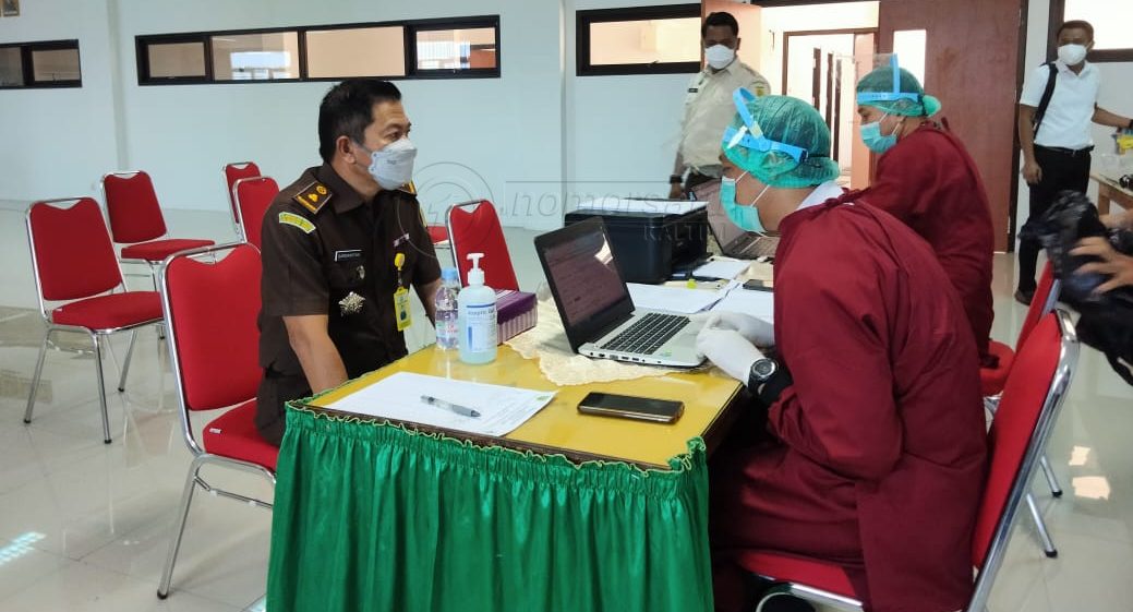 Tingkatkan Pelayanan dengan Vaksinasi