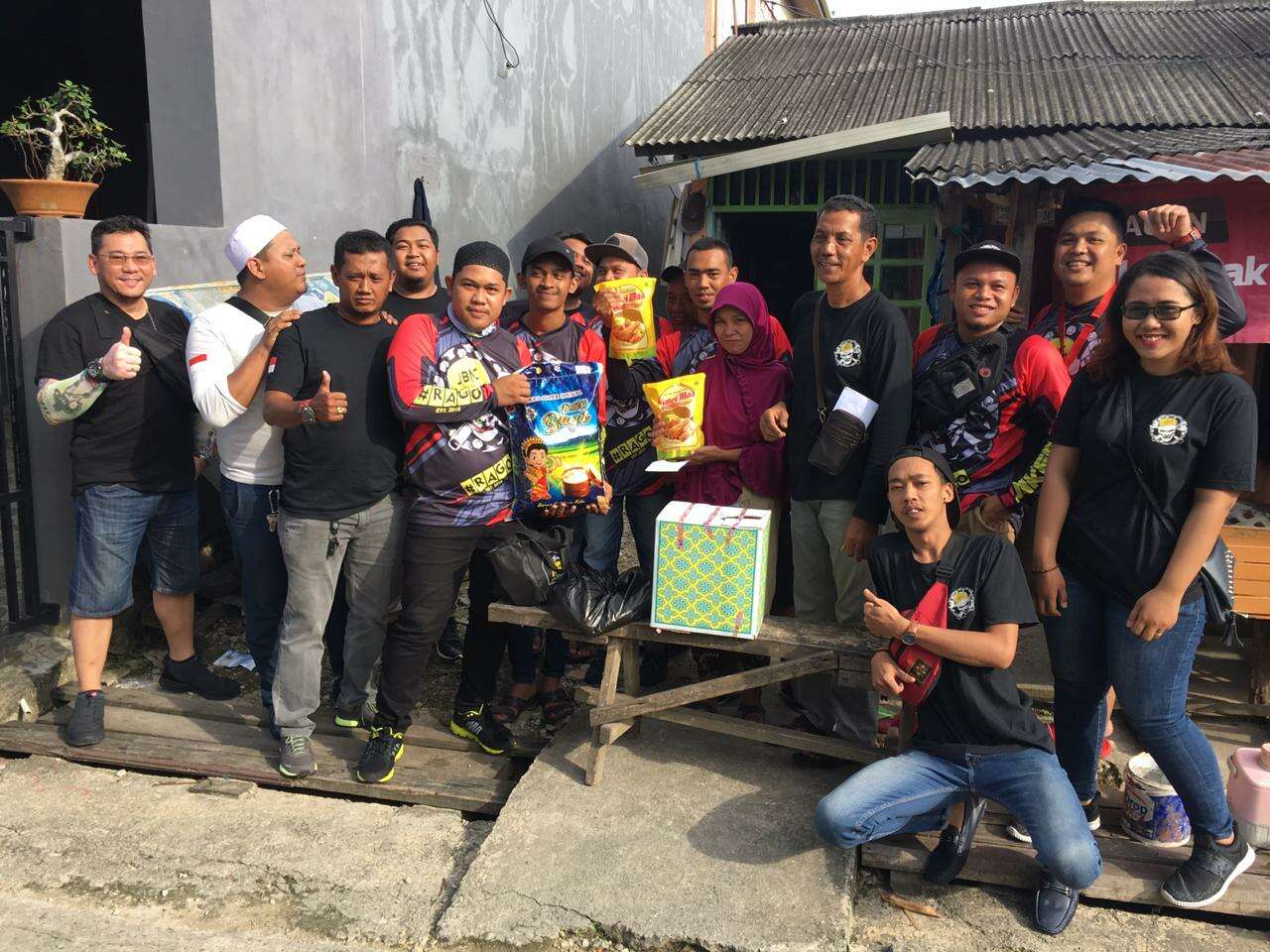 Klub Motor JBMC Berbagi di Tiga Titik