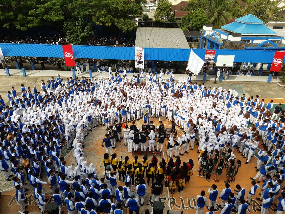 Roadshow Hari Pertama di Samarinda, SMAN 2 Yakin Juara