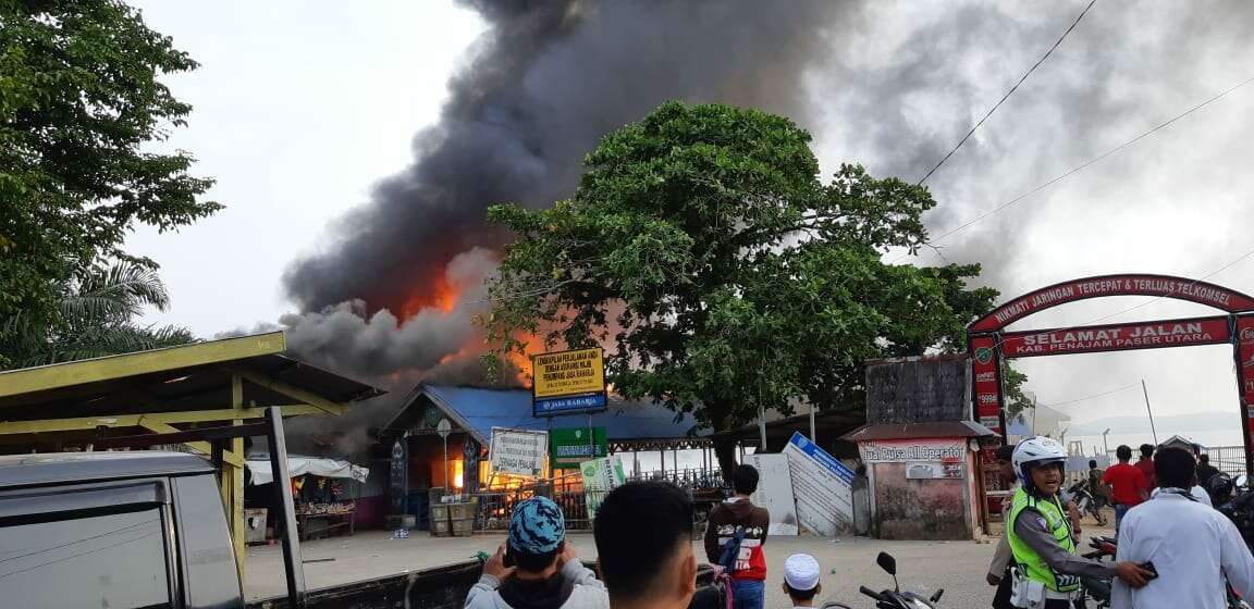 Pelabuhan Speed Penajam Membara, Kejadian saat Salat Iduladha