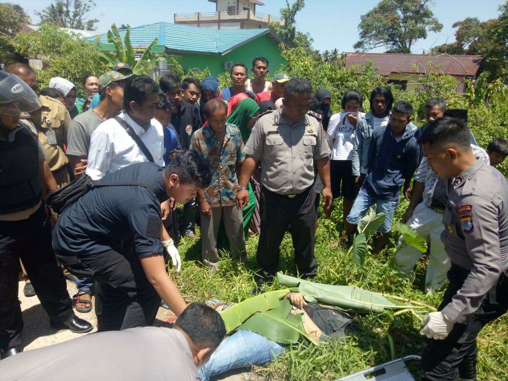 Tikam Polisi, Putra Terpaksa Dilumpuhkan