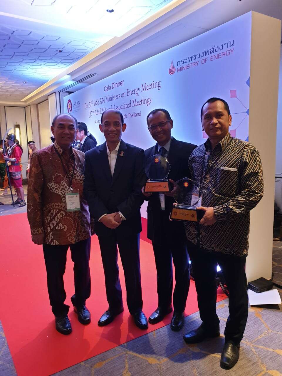 CSR BC Raih Penghargaan ASEAN Energy Awards di Bangkok