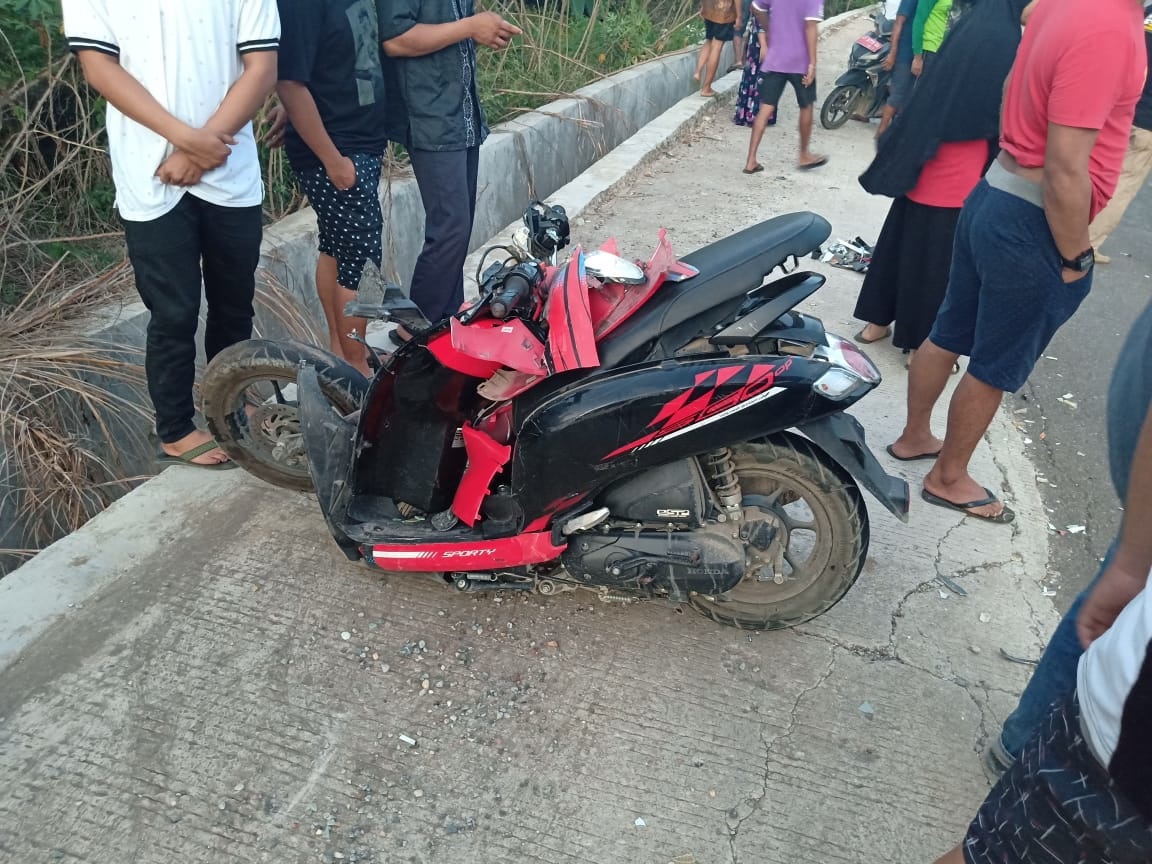 Tabrakan dengan Bus, Pengendara Motor Tewas