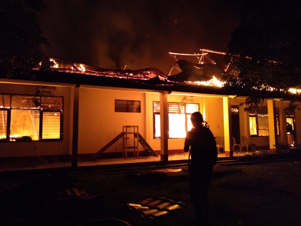 Gedung SKB Terbakar