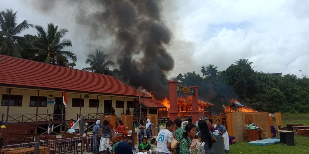 Ruang Tersisa Disekat, Kebakaran SDN 001 Long Laai