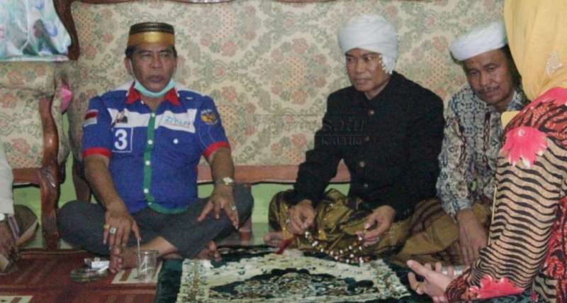 Guru Besar Tarekat Khalwatiyah Samman Al Madani Komitmen dukung ZIYAP