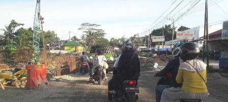 Jalan Soekarno-Hatta KM 10 Ditarget Rampung Akhir Tahun, Semoga..