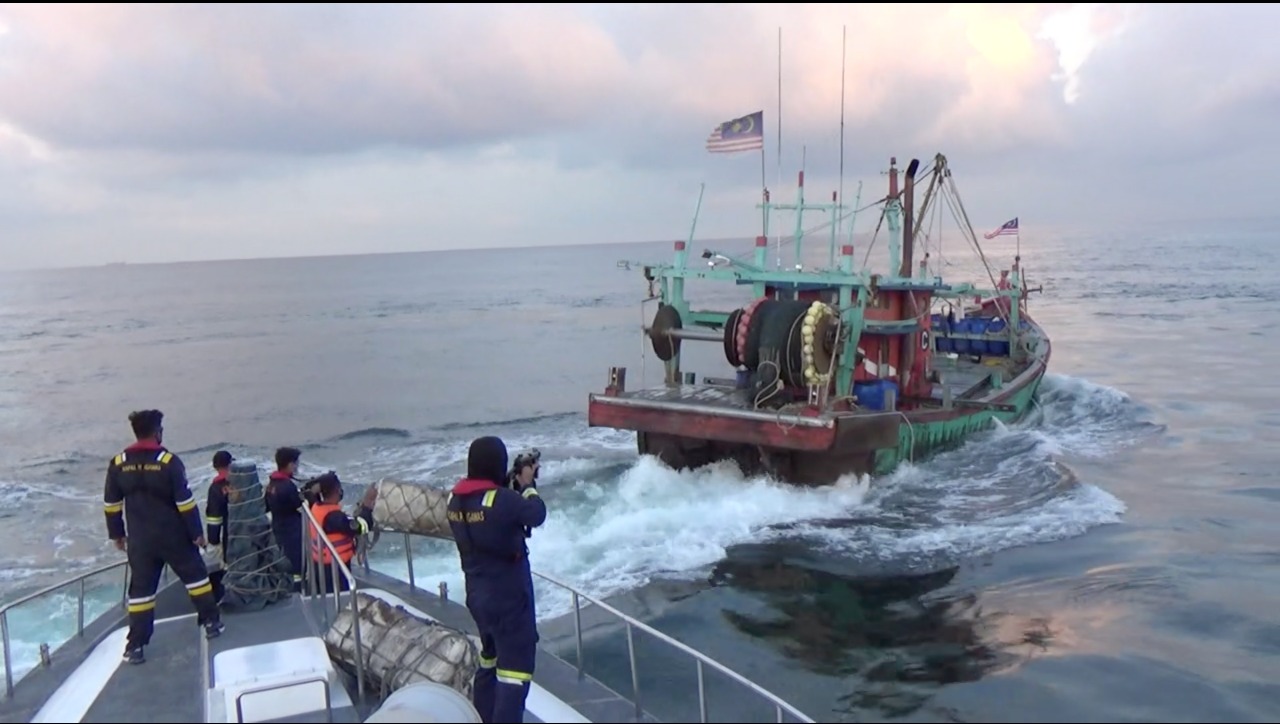 KKP Tangkap Enam Kapal Pencuri Ikan