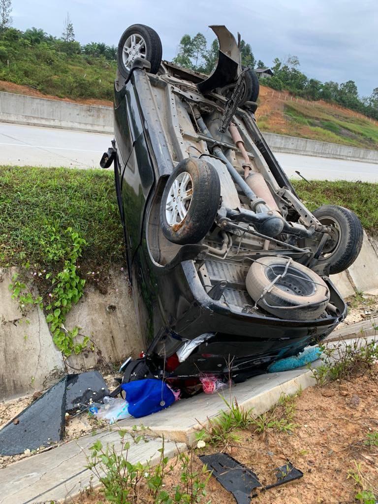 Lagi, Laka Out Of Control Di Tol Balsam