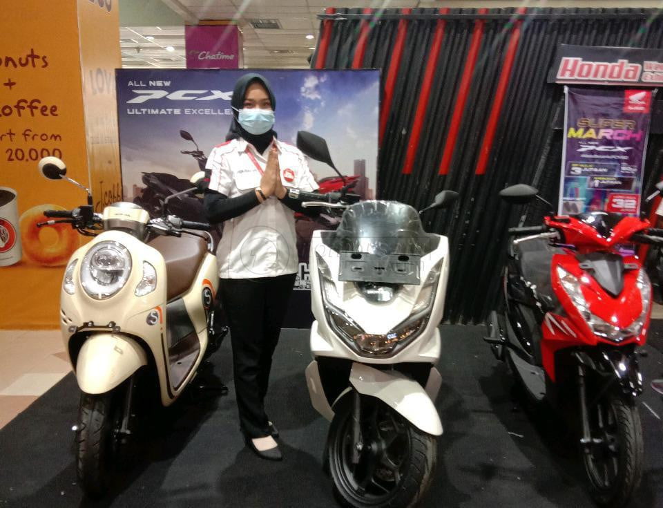 Honda Weekend Exhibition Hadir Bersama All New Honda PCX