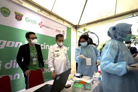 Grab dan Good Doctor Hadirkan Pusat Vaksinasi di Samarinda