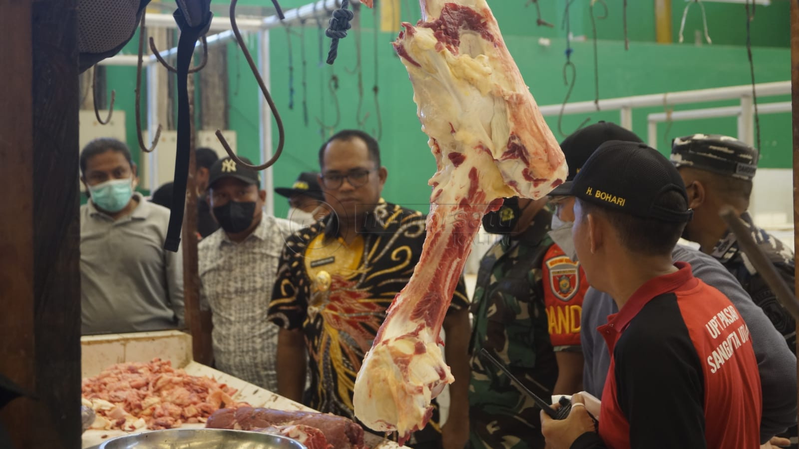 Stok Bahan Pokok Cukup, Distribusi Daging Sapi jadi Atensi