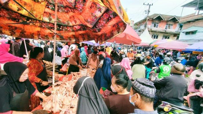 Harga Kangkung Meroket di Musim Lebaran