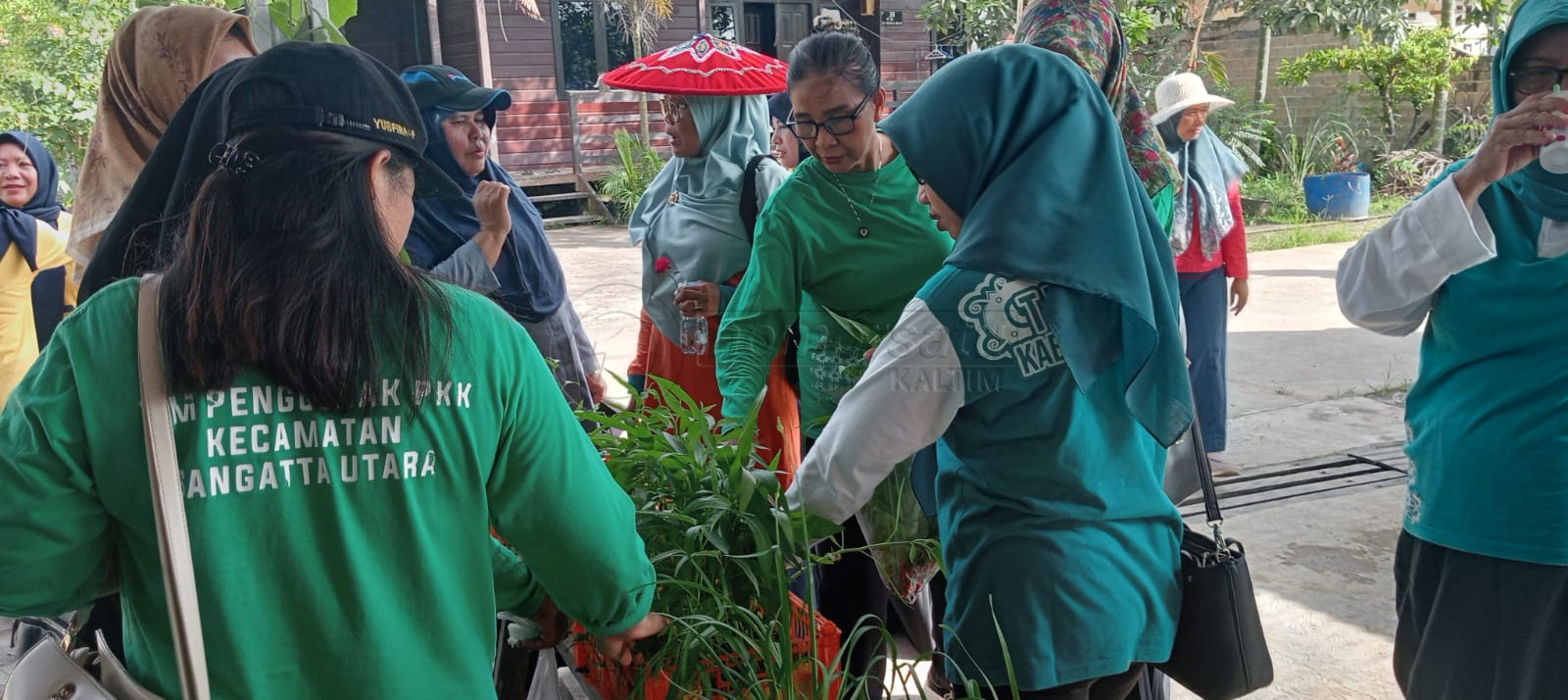 Pembinaan Proklim, TP PKK Kutim Kunjungi Warga