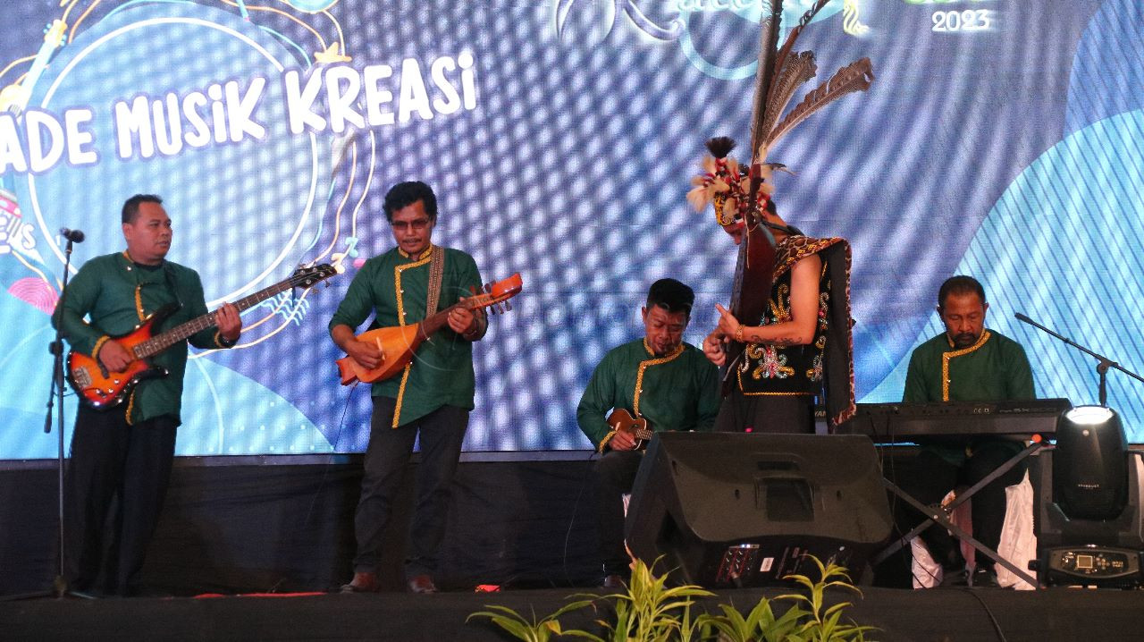 Lagu Sungai Sangatta Antarkan Dispar Kutim Raih Juara 3