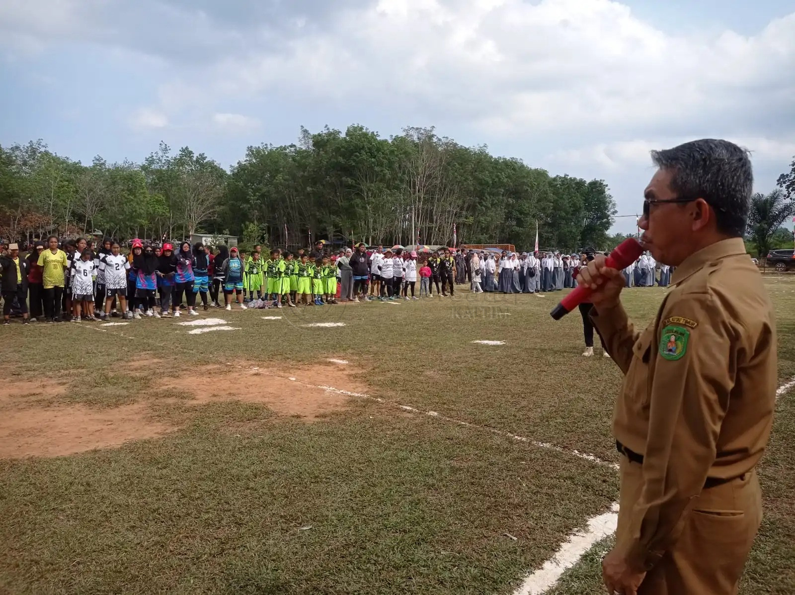 Menjaring Atlet Lokal, Bupati Buka Camat Cup 2023 di Rantau Pulung