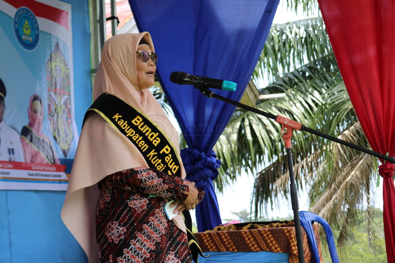 Bunda PAUD Kutim: Ajarkan Anak-Anak Sikap Cinta Tanah Air