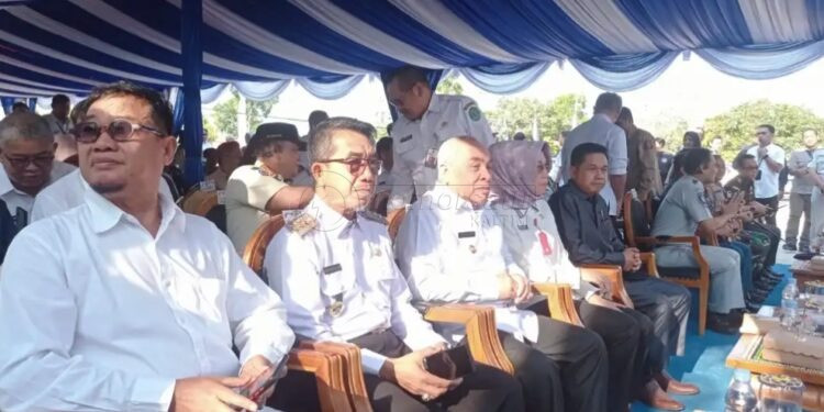 PAD Terbesar, Gubernur Resmikan Kantor Samsat Bersama dan UPTD PPRD Kutim