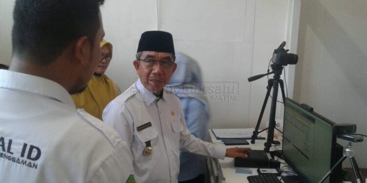 Disaksikan Bupati, Kecamatan Batu Ampar Launching Pembuatan e-KTP