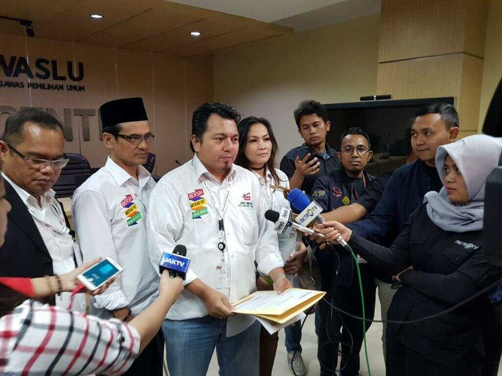 BPN Kirimkan 7 Truk Bukti pada Sidang MK, TKN : Ah, Biasa Saja..