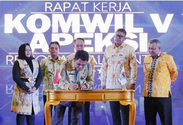 Enam Daerah Tandatangani Kerja Sama Pada Raker Komwil Apeksi