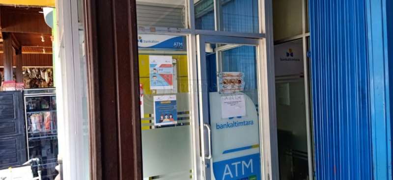 Sudah Dua Hari, Satu dari Dua ATM Bankaltimtara di Ujoh Bilang Rusak